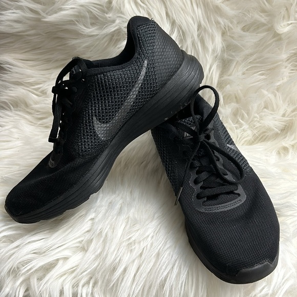 Nike Women's Revolution 3 Black Running Shoes, Size 8 - Picture 10 of 10